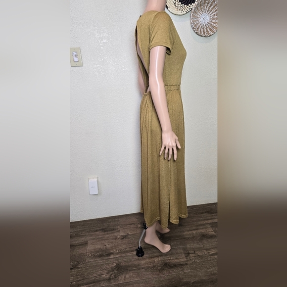 Free People Beach Audrina Maxi dress. Size Medium - Picture 8 of 10